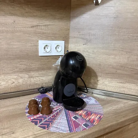 студио-джени بورغاس